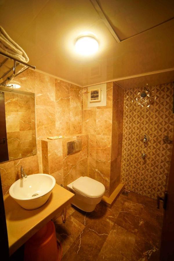 Lalitha Inn Guruvāyūr 외부 사진
